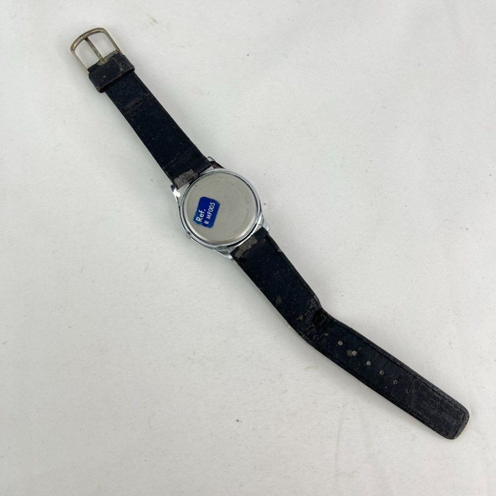Men's Vintage MICKEY MOUSE by LORUS "V515-6000" Quartz Watch PARTS REPAIR - Picture 5 of 8